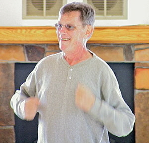 Dr. Bruce Tracy